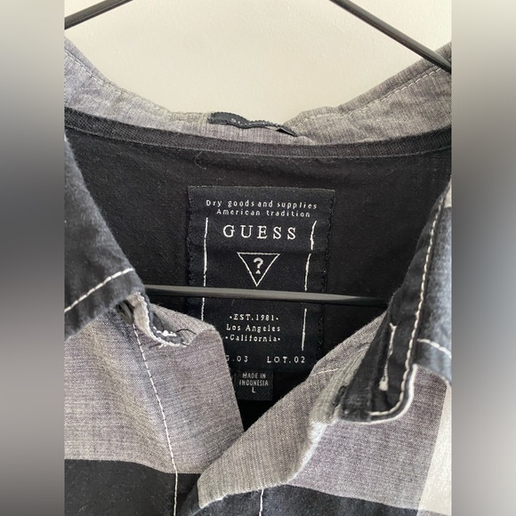 Guess Casual Squared Shirt - Picture 3 of 3